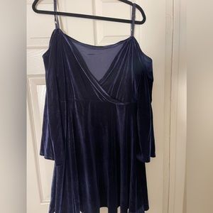 Boohoo plus size velvet navy party dress